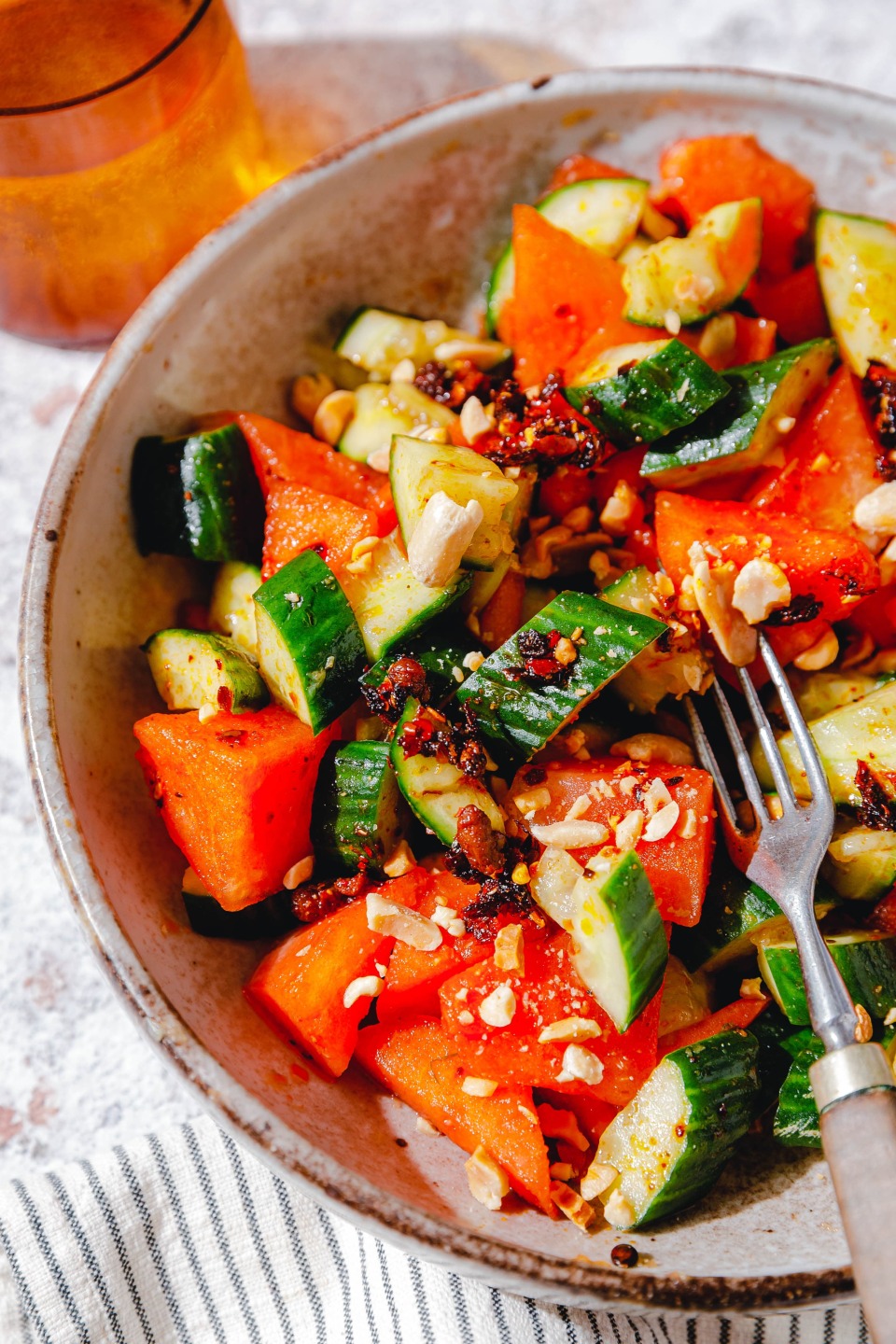Wassermelonen-Gurkensalat mit Chiliöl