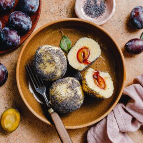 Zubereitung Vegane Zwetschgenknödel mit Kartoffelteig