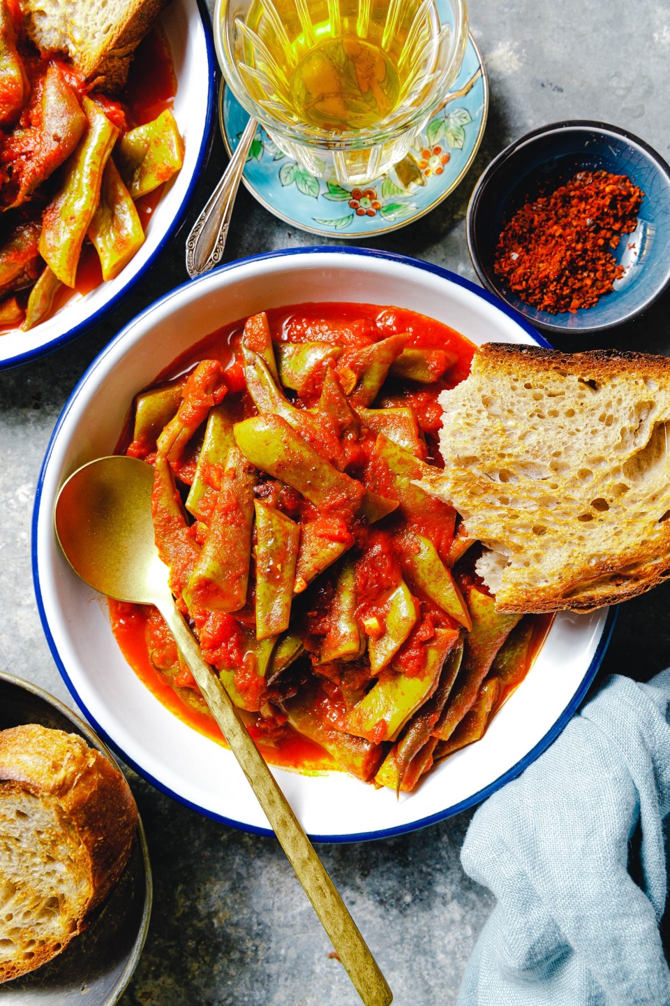 Türkische Stangenbohnen in Tomatensauce