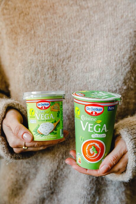 Creme VEGA mit Gartenkräuter und Cuisine VEGA