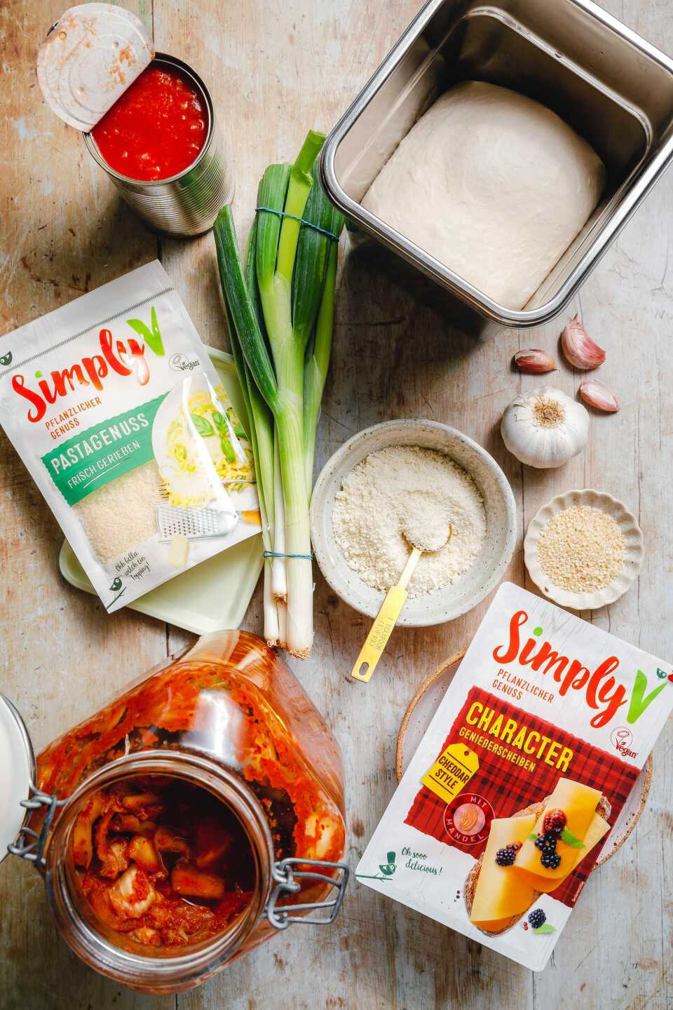 Zutaten für vegane Pizza-Schnecken