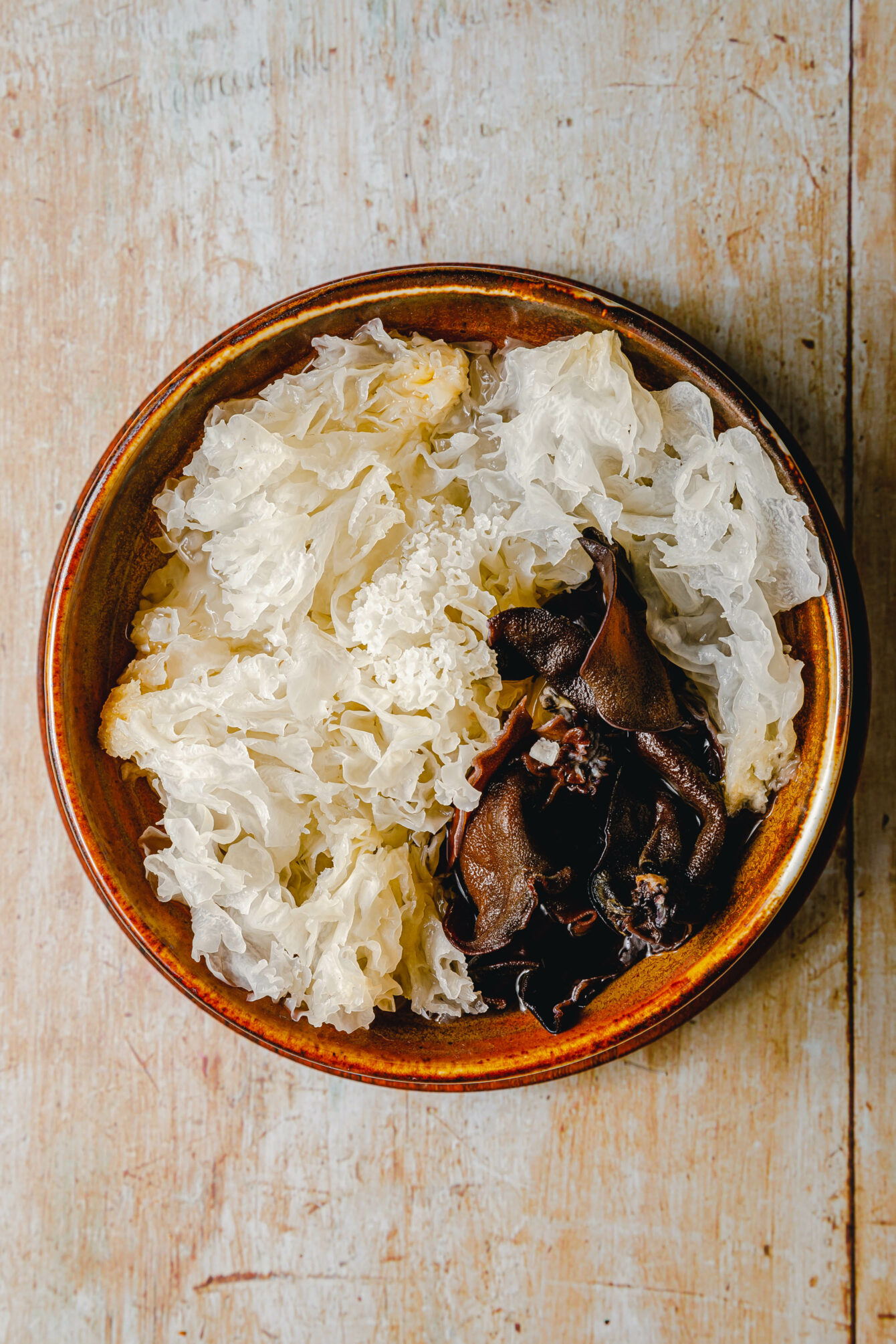 Getrocknete Mu-Err-Pilze