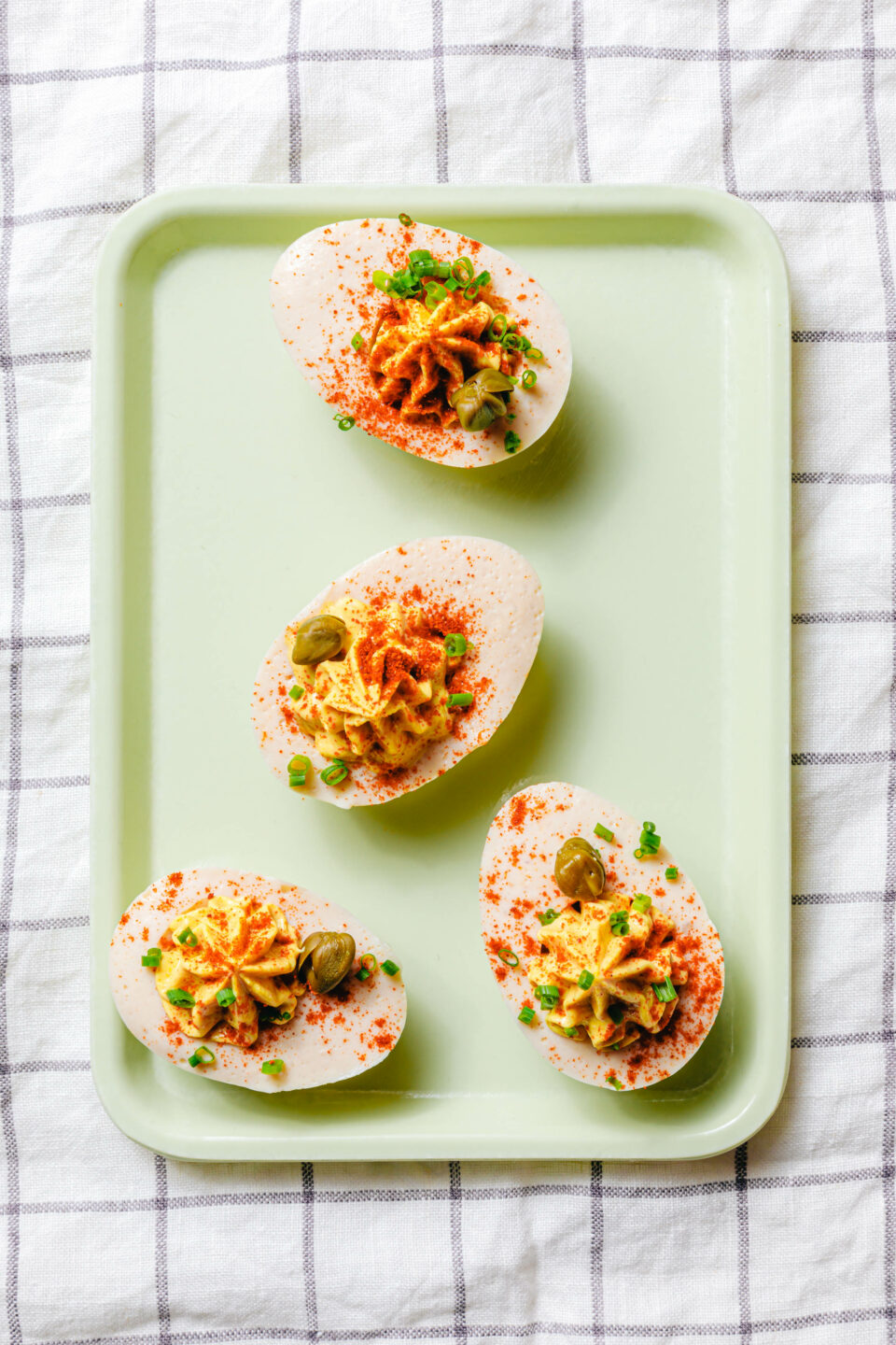 Vegane gefüllte Eier