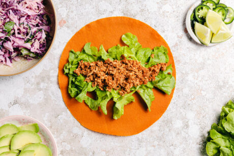 Barbecue-Tofu-Wraps zubereiten