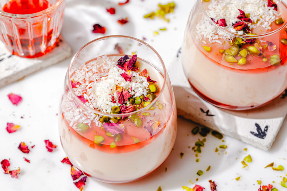 Malabi vegan – israelischer Milchpudding mit Rosenwasser