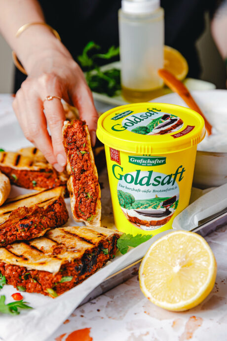 Vegane Arayes mit Grafschafter Goldsaft