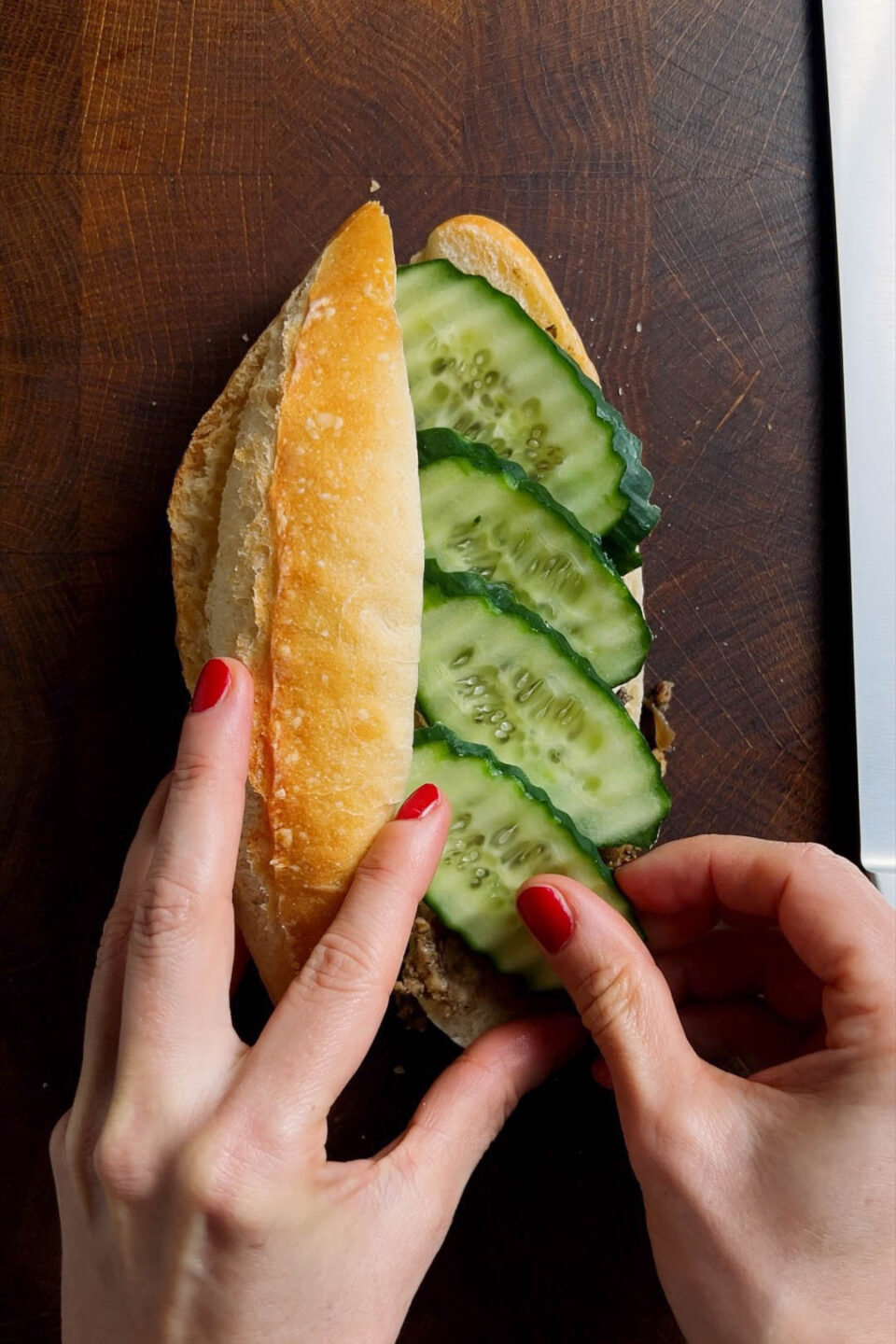 Banh mi belegen - Schritt für Schritt