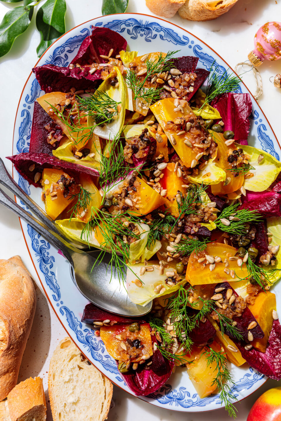 Warmer Bete-Salat mit Schwarze-Bohnen-Vinaigrette