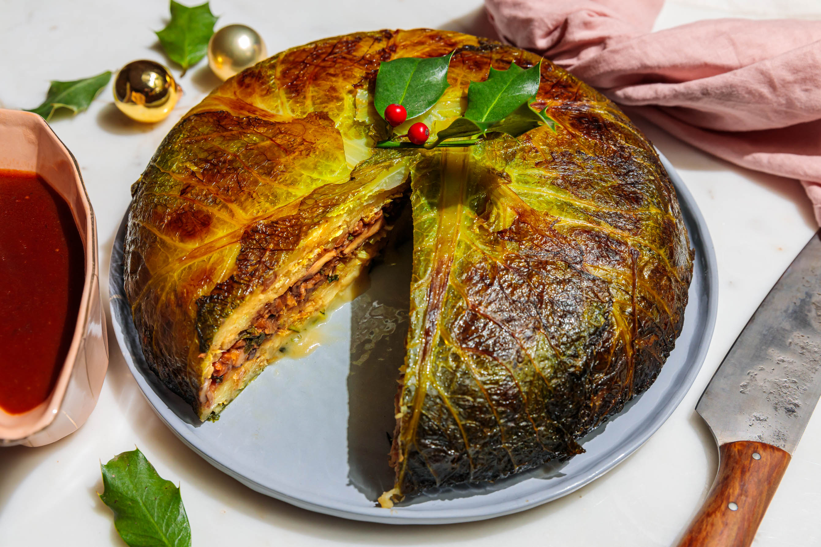 Wirsing-Pie mit Pilz- Linsenfüllung und Kartoffel